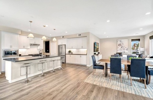 Irvine Condo | Best Vacation Home in Irvine Lux 4BR Great Park