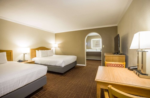Centennial Hotel | Best Western Inn