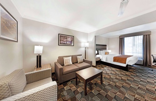 Tehachapi Hotel | Best Western Plus Country Park Hotel