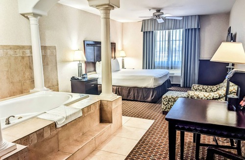 Brawley Hotel | Best Western Plus Main Street Inn