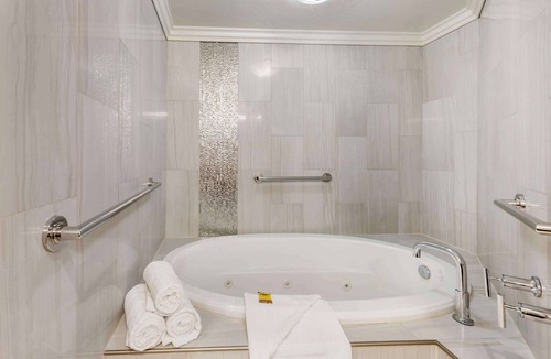 South Redondo Hotel | Best Western Plus Redondo Beach Inn