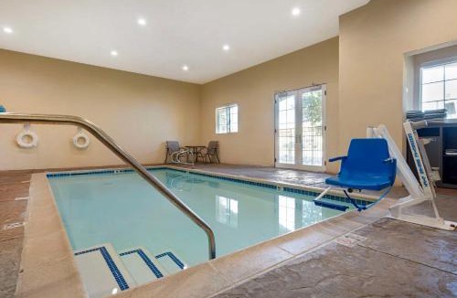 Temecula Hotel | Best Western Plus Temecula Wine Country Hotel & Suites