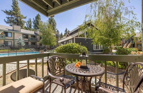 Boulder Bay Condo | Big Bear Getaway Steps to Lake