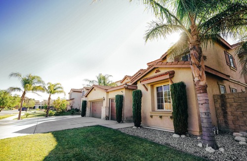 Fontana House | BIG GROUPS, 6-7 Bedrooms With 65" Tvs + Pool