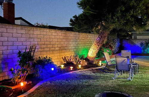 Fountain Valley House | Big home near beaches, Knott Berry Farm, Disneyland