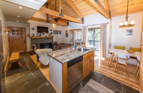 Mammoth Lakes House | Bigwood 52