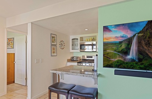 Palm Springs Condo | Biltmore Fully Updated 2 Bed 2 Bath Condo