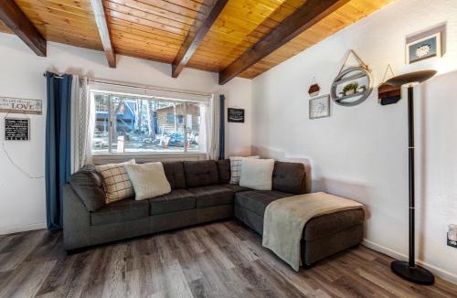 Arrowbear Lake House | Blue Bird Beauty