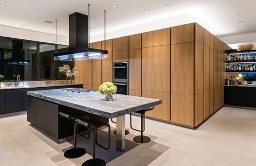 The Bird Streets Villa | Blue Jay Hill - Epitome of Luxury Living With Panoramic Jetliner Views