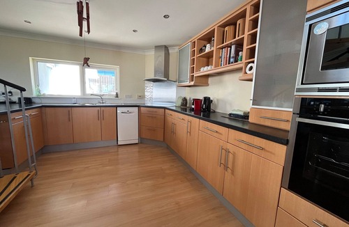 Polzeath Cottage | BLUE RIDGE, pet friendly, character holiday cottage in Polzeath