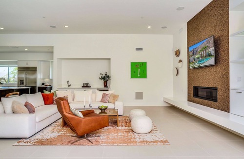 Historic Tennis Club House | 'Blue Skye Modern' Modern pool pad w/4 suites