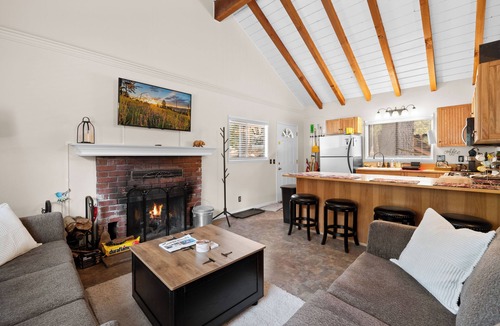 Green Valley Lake Cabin | Bluebird Cabin + Indoor Fireplace + Walk to Lake!