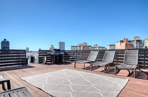 La Brea Apartment | Blueground | La Brea, rooftop, nr La Brea Tar Pits