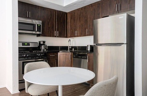La Brea Apartment | Blueground | La Brea, rooftop, nr The Grove