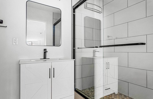 Westwood Apartment | Blueground | Westwood, view, nr UCLA