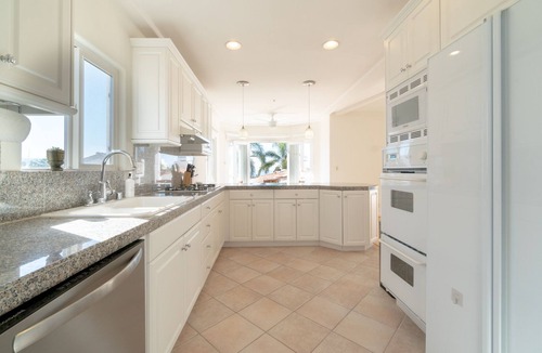 South Redondo House | Boho vibe with ocean views!