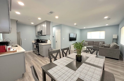 Southwest Anaheim House | BOOK NOW Triple "C" Property! Clean, Comfortable and Close to Disneyland OC FUN