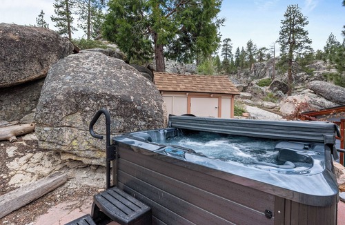 Boulder Bay Condo | Boulder Bay Chalet Lakefront