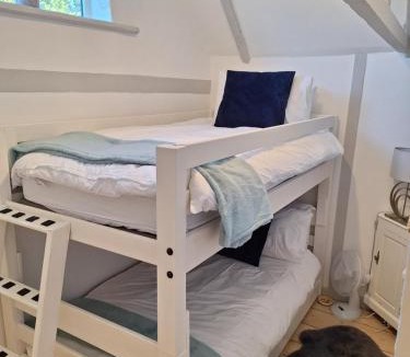 Ryde House | Boutique, cute seaside themed barn, private hot tub, 2 bedroom, sauna & gym