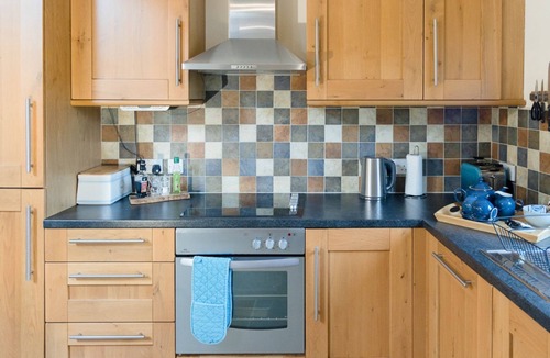 Wotton-under-Edge Cottage | Bramble Barn - dog friendly barn