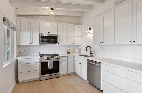 Lakeside Park Resort | Brand New Boutique Stay - Stateline, Heavenly, Beach - South Lake Chalet