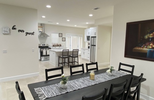 Santa Ana House | Brand new built 2022, 15 mins to Disneyland