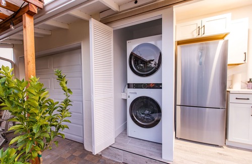 Pacific Beach Apartment | Brand New Dream Outdoor Oasis in Pacific Beach with Hot Tub Parking AC Games