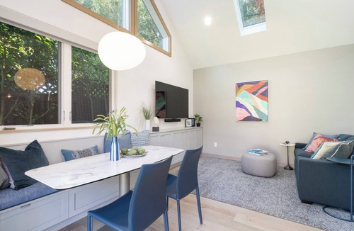 Oak Knoll - Redwood Park Cottage | Brand New Guesthouse in Redwood City near Stanford.