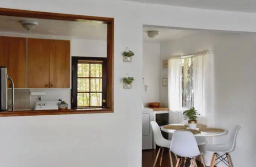 Venice Apartment | Brand New Listing ! Casita Clara