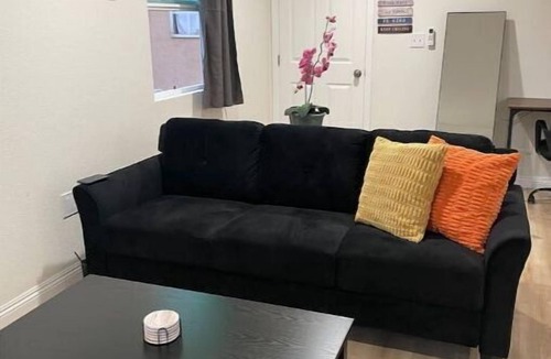 El Monte House | Brand New Room with Essentials