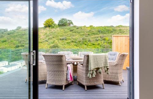 Polzeath House | Breakers View
