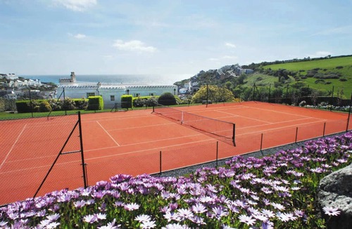 Mevagissey House | Breath-taking Manor with Pool, Tennis Court & Sea Views