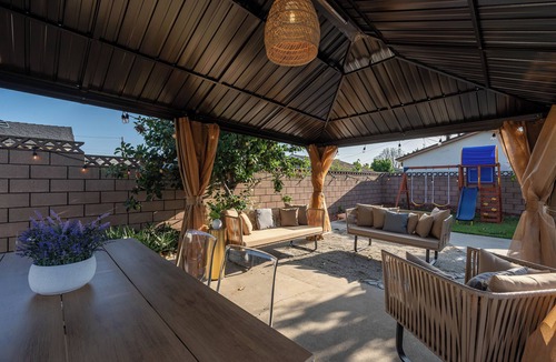 Covina House | Breathtaking luxury family retreat