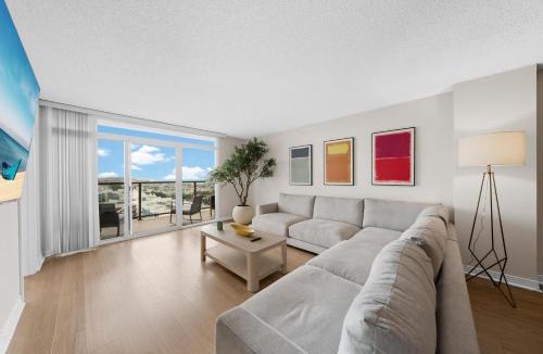 Marina del Rey Apartment | Breezy & Beautiful - 3BR Marina del Rey Getaway