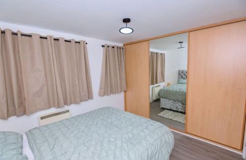 Woolwich Riverside Apartment | Bright apartment
