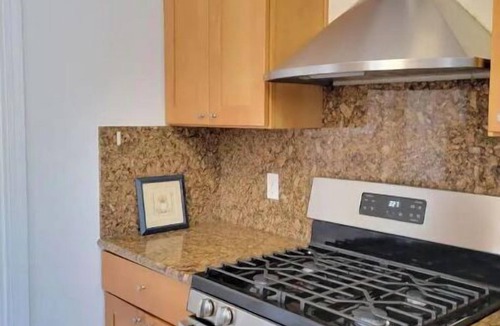 Berryessa House | Bright spacious cozy 2B1B with full living full kitchen and gated backyard