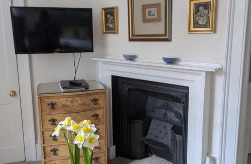 Upper Town House | Brocks