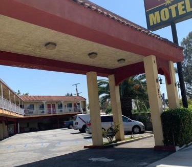 San Gabriel Hotel | Budget Inn Motel