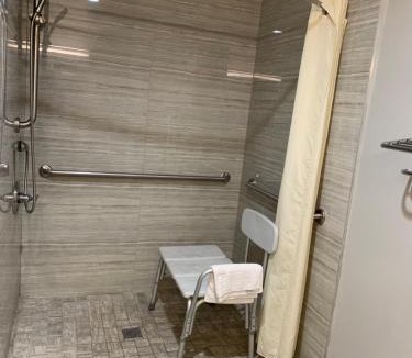 Northwest Anaheim Hotel | Buena Park Inn