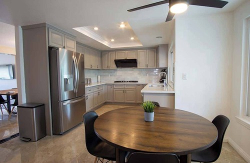 La Palma House | CA1 Fun And Central Home with Sauna