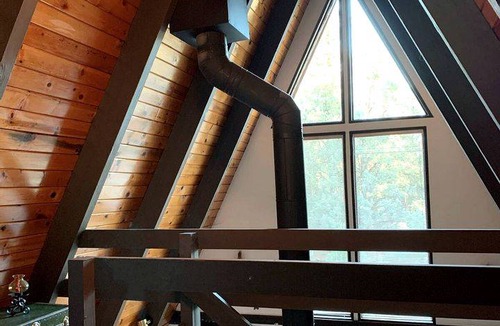 Pine Mountain Club Cabin | Cabin ∙ 2 bedrooms ∙ 4 guests