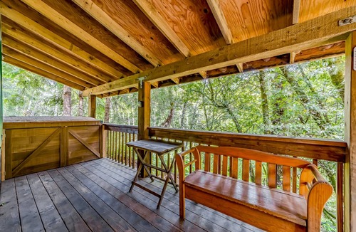 Shelter Cove Cabin | Cabin ∙ 6 guests