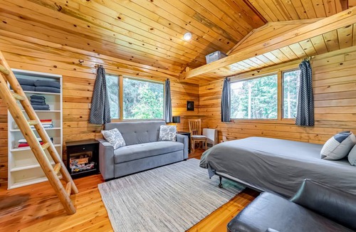 Shelter Cove Cabin | Cabin ∙ 6 guests