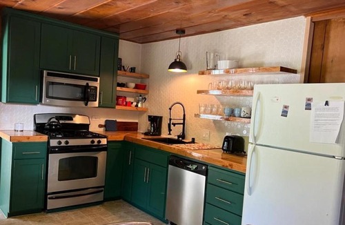 Strawberry House | Cabin #8