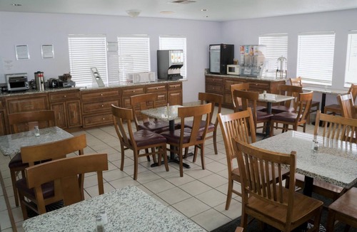 Barstow Hotel | California Inn