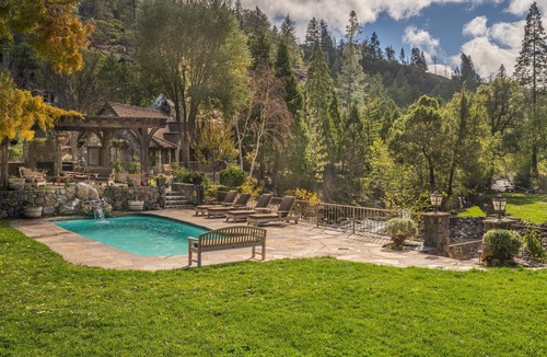 Middletown House | Calistoga Creek Side Mountain Estate