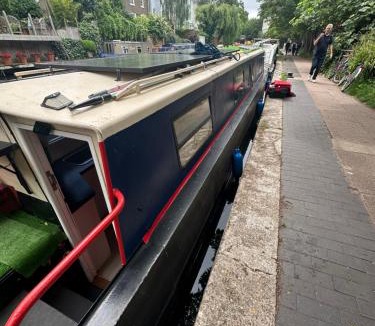 Camden Town with Primrose Hill Boat Rental | Canal Boat in London