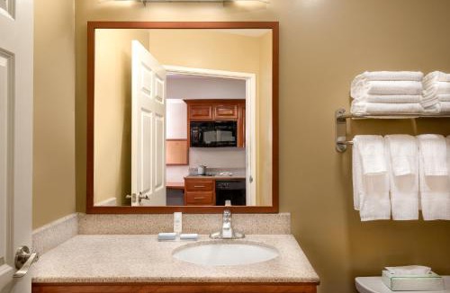 Hawthorne Hotel | Candlewood Suites LAX Hawthorne by IHG