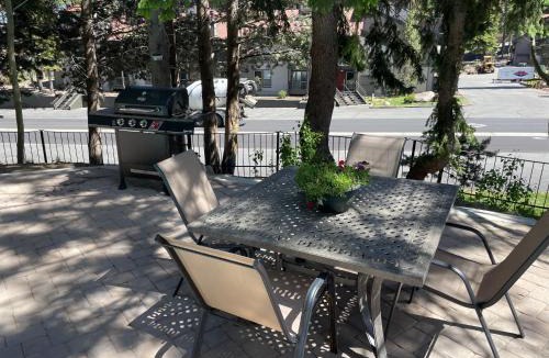 Mammoth Lakes Apartment | Canyon Lodge properties by 101 Great Escapes