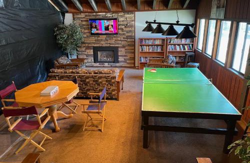 Mammoth Lakes Apartment | Canyon Lodge properties by 101 Great Escapes